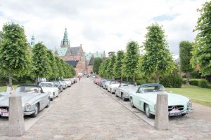 Mercedes alignées devant Frederiksborg
